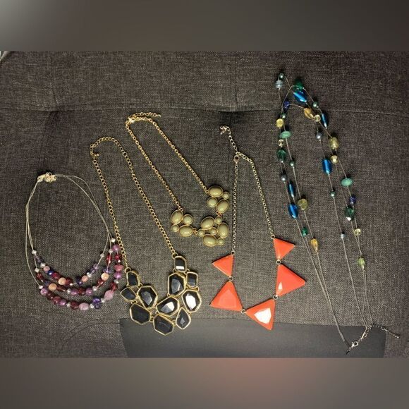 Layered Necklace Bundle 1 - Picture 1 of 6